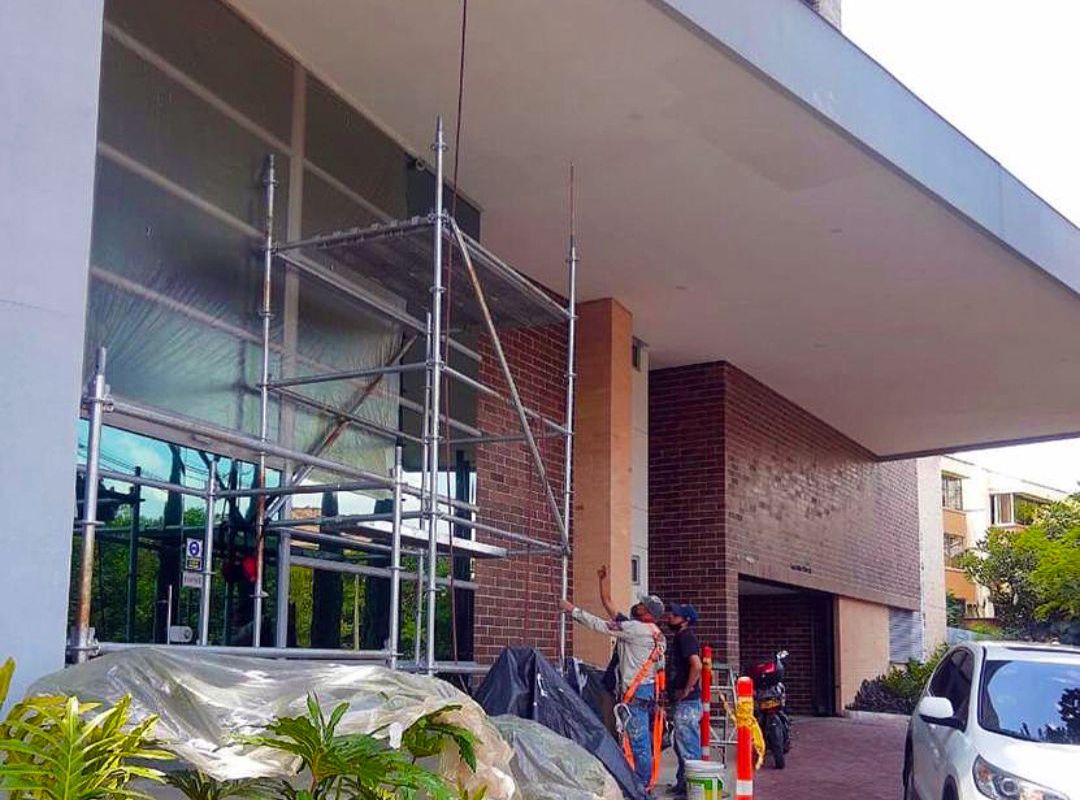 Restauración y mantenimientos